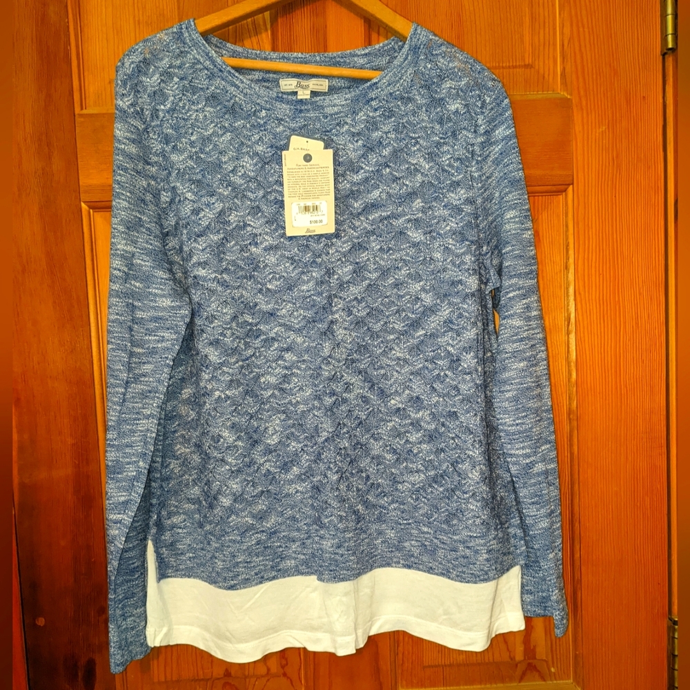 Bass lightweight blue and white sweater, size Large